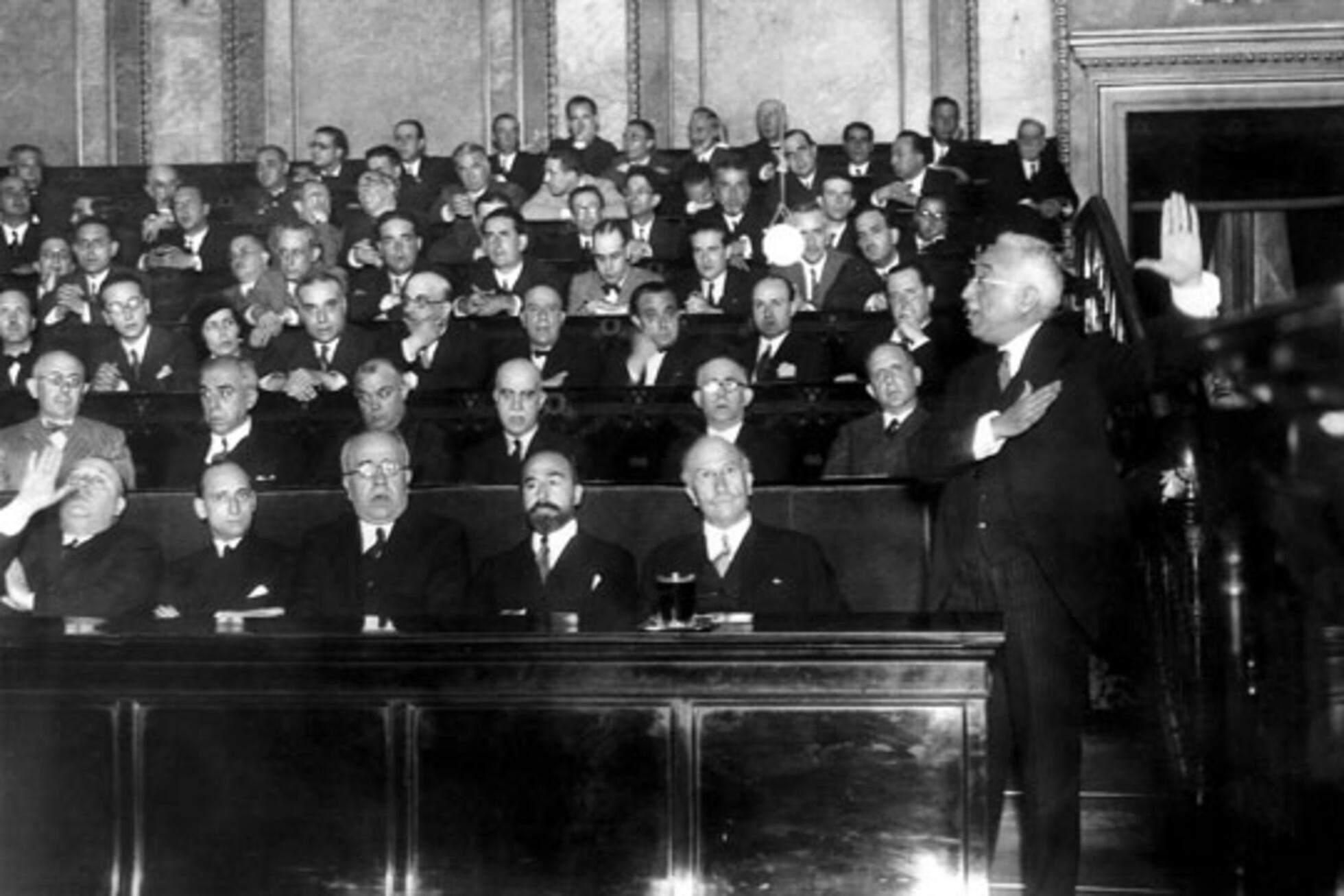 Debate en las Cortes de la II República